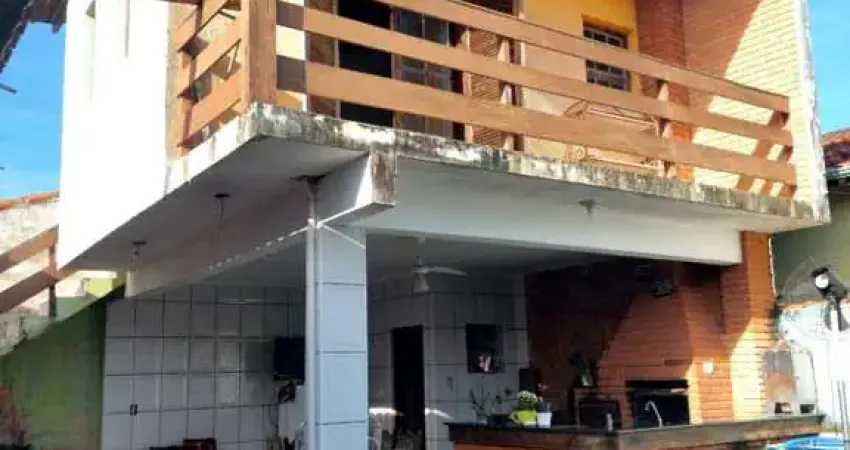 Casa para Venda em Itanhaém, Belas Artes, 3 dormitórios, 1 suíte, 2 banheiros, 4 vagas