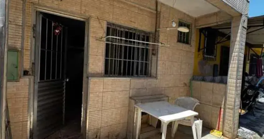 Casa para Venda em Praia Grande, Vila Caiçara, 1 dormitório, 1 banheiro, 1 vaga