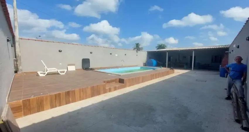 Casa para Venda em Itanhaém, São Pedro, 1 dormitório, 1 banheiro, 2 vagas