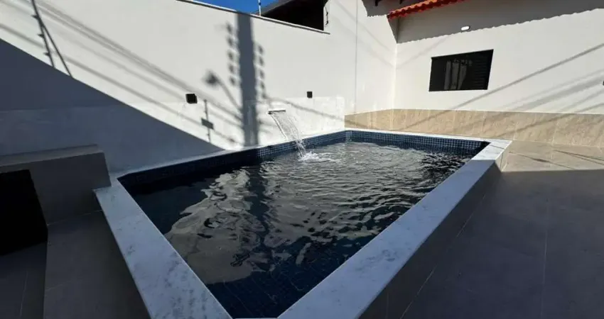 Casa para Venda em Itanhaém, Jardim Jamaica, 2 dormitórios, 1 suíte, 1 banheiro, 3 vagas