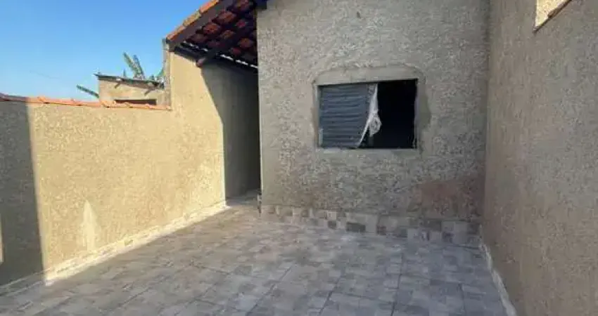 Casa para Venda em Itanhaém, Nossa Senhora do Sion, 2 dormitórios, 1 suíte, 1 banheiro, 2 vagas