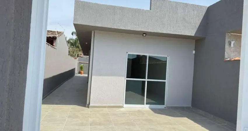 Casa para Venda em Itanhaém, Jardim das Palmeiras, 2 dormitórios, 1 suíte, 1 banheiro, 2 vagas