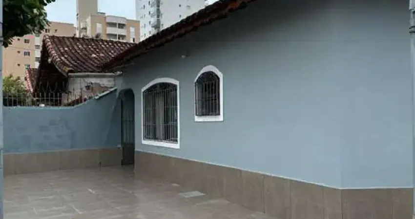 Casa para Venda em Praia Grande, Vila Caiçara, 2 dormitórios, 1 banheiro, 4 vagas