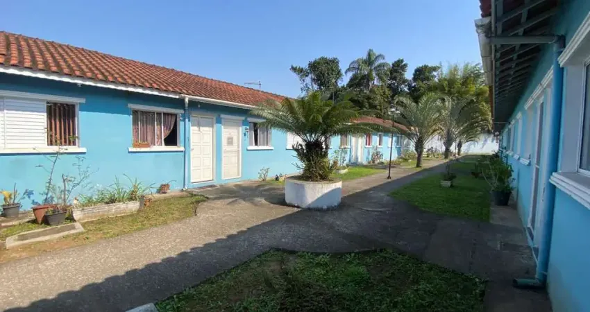 Casa para venda em itanhaém, jardim umuarama, 2 dormitórios, 1 banheiro, 1 vaga