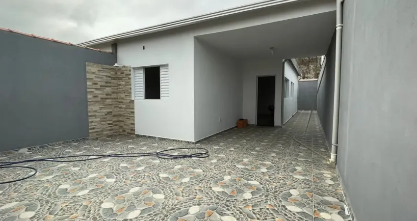 Casa na praia para venda, na cidade de itanhaém, litoral sul de sp