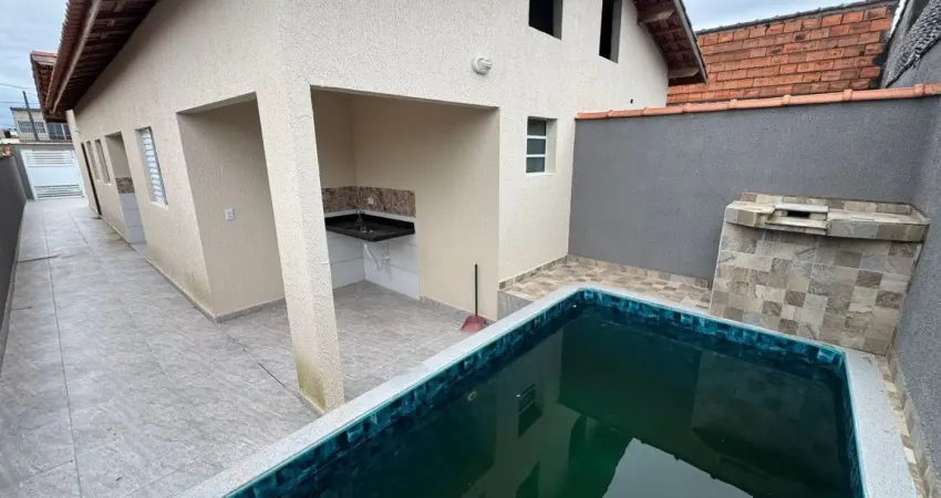 Casa com piscina, para a venda, em itanhaém, litoral sul de sp