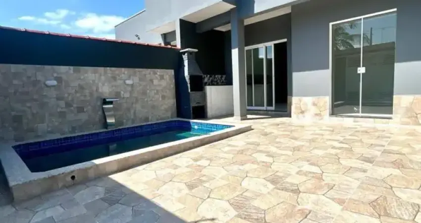 Casa com piscina para venda em mongaguá, litoral sul de são paulo