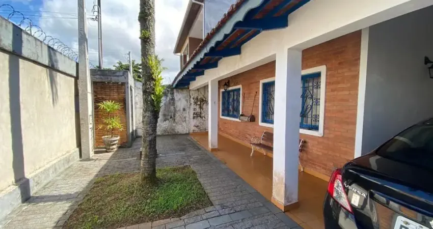 Casa com piscina na praia para venda em itanhaém, litoral sul de sp
