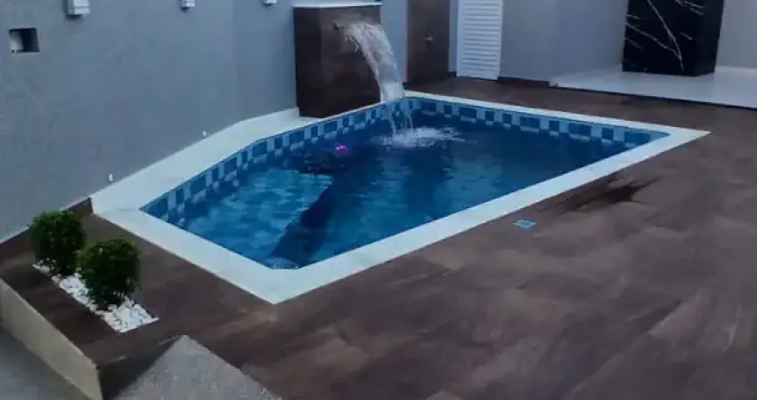 Casa com piscina para venda em peruibe, litoral sul de são paulo