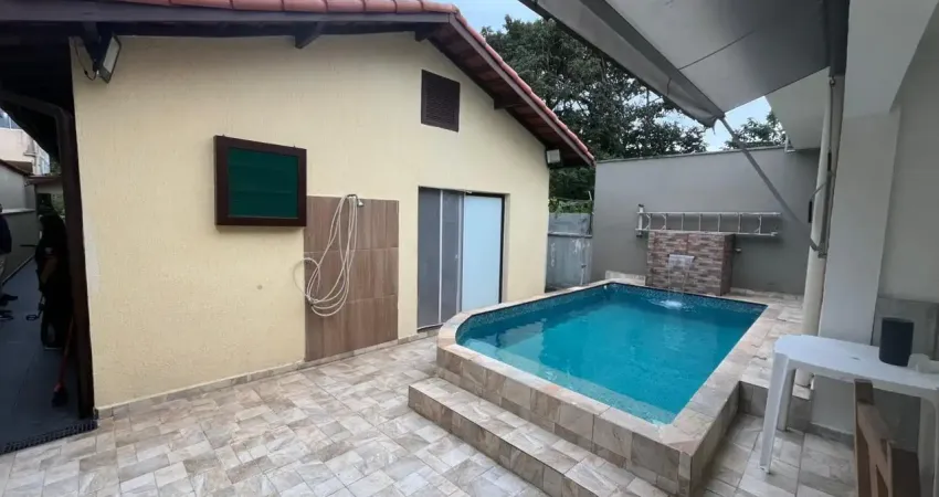 Casa com piscina na praia para venda, em itanhaém, litoral sul de sp