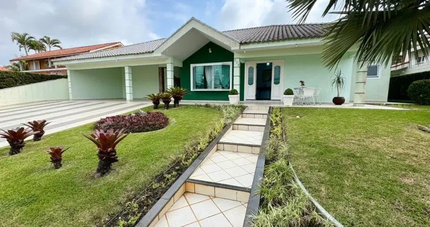 Casa alto padrão na praia para venda em peruibe, litoral sul de sp