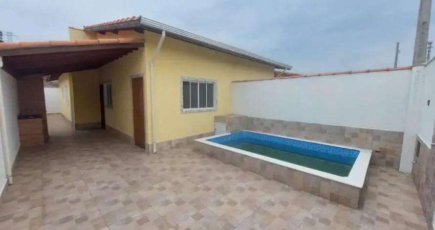 Casa para Venda em Itanhaém, Jardim Lindomar, 2 dormitórios, 1 suíte, 2 banheiros, 2 vagas