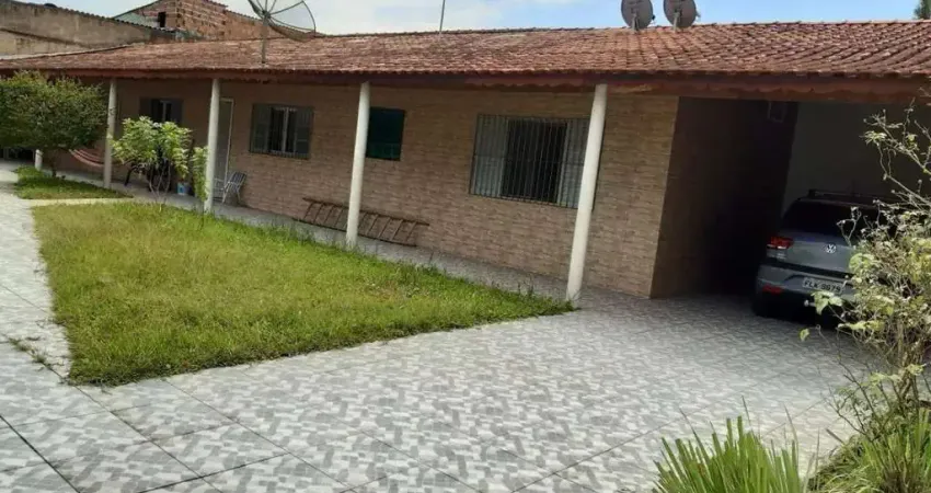 Casa para Venda em Itanhaém, Jardim Fazendinha, 2 dormitórios, 1 suíte, 2 banheiros, 3 vagas