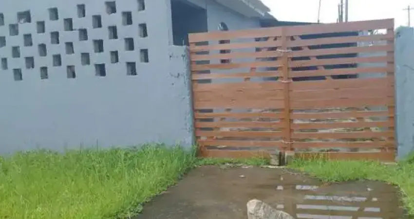 Casa para Venda em Itanhaém, Balneário Gaivota, 2 dormitórios, 1 banheiro, 6 vagas