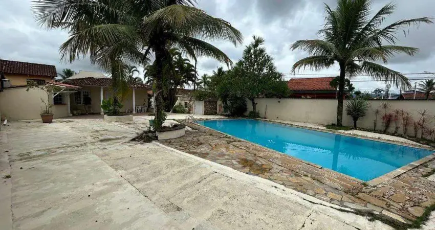 Casa para Venda em Itanhaém, Cibratel 2, 3 dormitórios, 1 suíte, 2 banheiros, 3 vagas