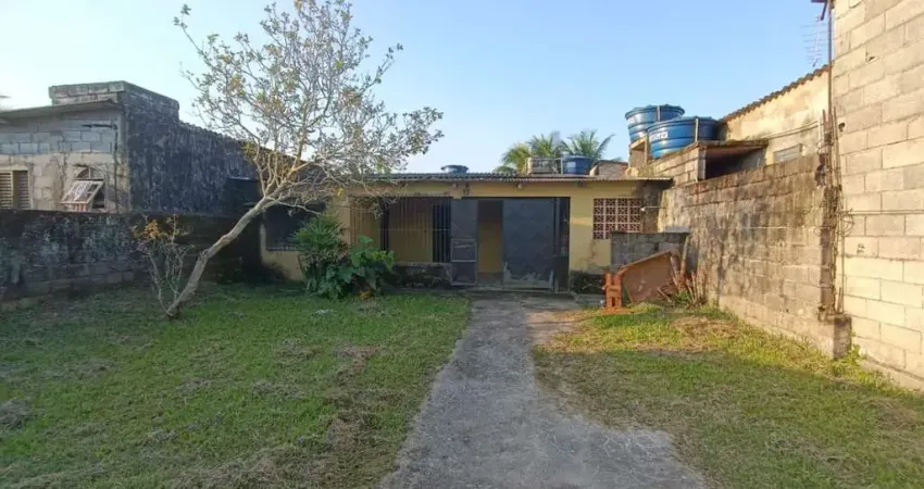 Casa para Venda em Itanhaém, Balneário Gaivota, 2 dormitórios, 1 banheiro, 10 vagas