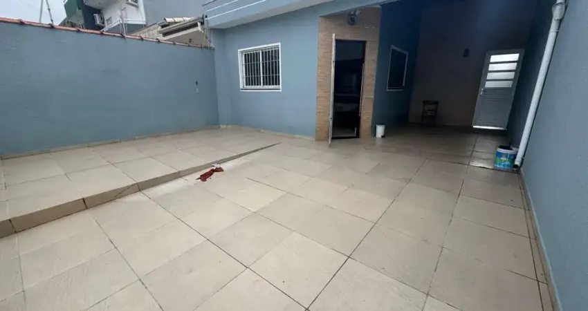 Casa para Venda em Itanhaém, Bopiranga, 3 dormitórios, 1 suíte, 1 banheiro, 3 vagas