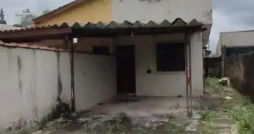 Sobrado para Venda em Itanhaém, Luizamar Mirim, 3 dormitórios, 2 banheiros, 3 vagas