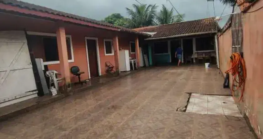 Casa para Venda em Itanhaém, Nova Itanhaém, 3 dormitórios, 1 suíte, 2 banheiros, 1 vaga