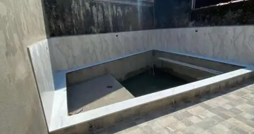 Casa para Venda em Itanhaém, Centro, 3 dormitórios, 1 suíte, 3 banheiros, 2 vagas