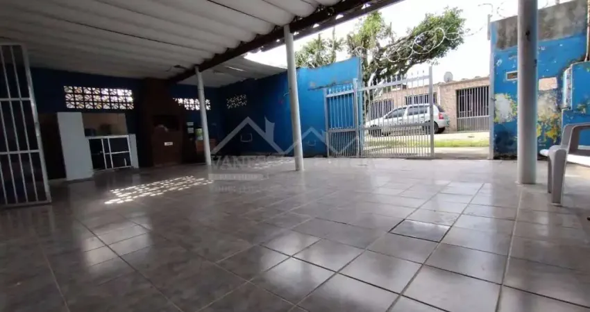 Casa para Venda em Mongaguá, Itaguaí, 1 dormitório, 1 banheiro, 3 vagas