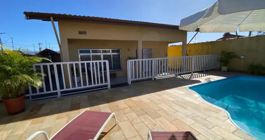 Casa para Venda em Itanhaém, Cibratel 2, 5 dormitórios, 2 suítes, 2 banheiros, 5 vagas