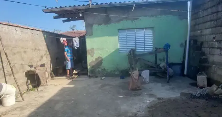 Casa para Venda em Itanhaém, São Pedro, 1 dormitório, 1 banheiro, 1 vaga