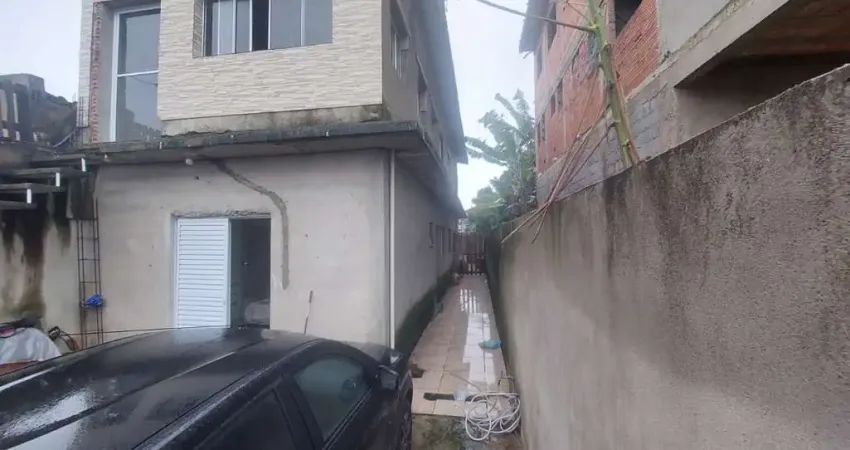 Casa Sobreposta para Venda em Itanhaém, Luizamar Mirim, 2 dormitórios, 2 suítes, 1 banheiro, 2 vagas