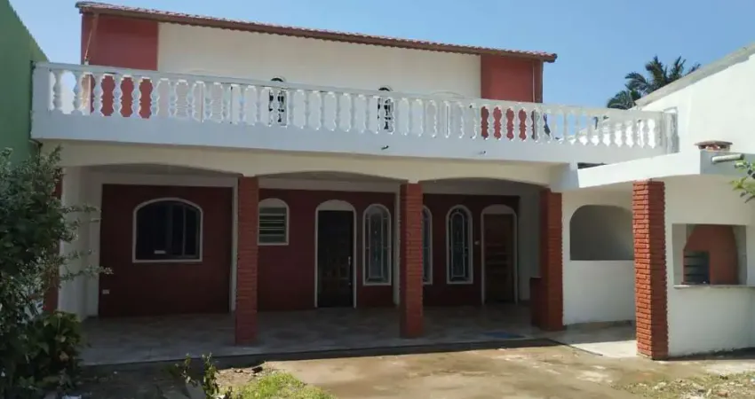 Casa para Venda em Itanhaém, Savoy, 2 dormitórios, 1 banheiro, 6 vagas