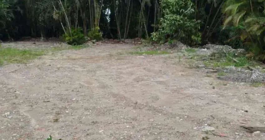 Terreno à venda no Jardim Aguapeú, Itanhaém