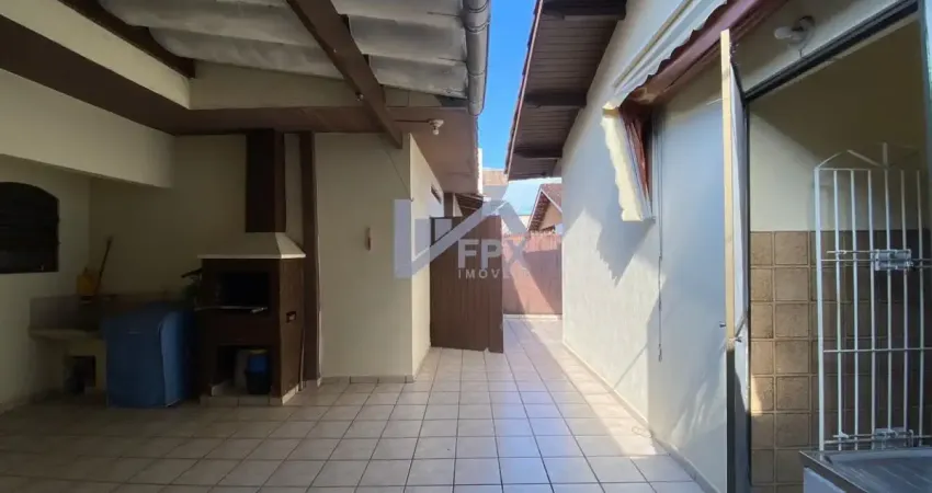 Casa no bairro savoy em itanhaém, litoral sul de são paulo / sp