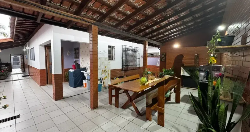 Casa com 3 quartos à venda no Suarão, Itanhaém