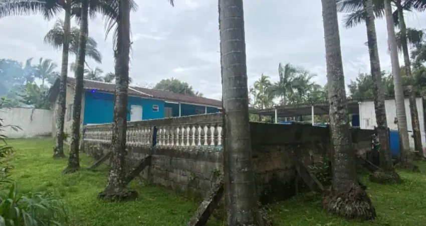 Chácara no jardim aguapeú em itanhaém, litoral sul de são paulo