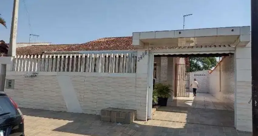 Casa para venda em itanhaém, 4 dormitórios, 2 suítes, 1 banheiro