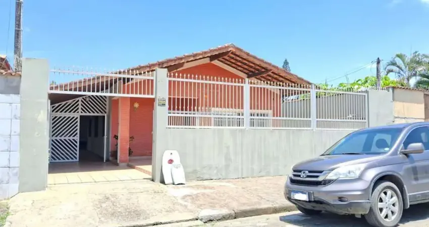 Casa para venda em itanhaém, loty, 3 dormitórios, 1 suíte, 1 banheiro, 4 vagas