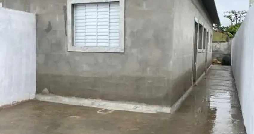 Casa para venda em itanhaém, suarão, 2 dormitórios, 1 banheiro, 2 vagas