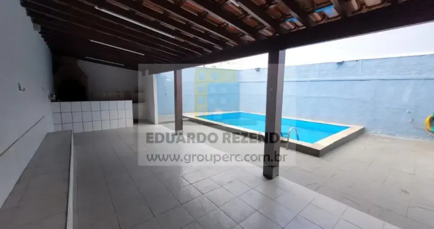 Casa com 4 quartos para alugar no Boa Vista, Uberaba 