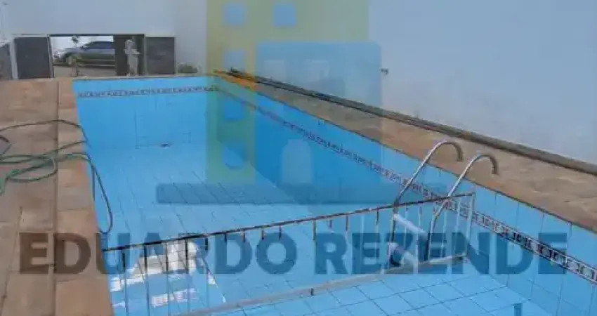 Casa com 5 quartos para alugar na Rua Padre Zeferino, Fabrício, Uberaba