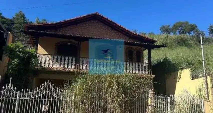 Casa com 3 quartos à venda no Centro, Ibirité 