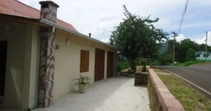 Casa com 3 quartos à venda no Centro, Picada Café