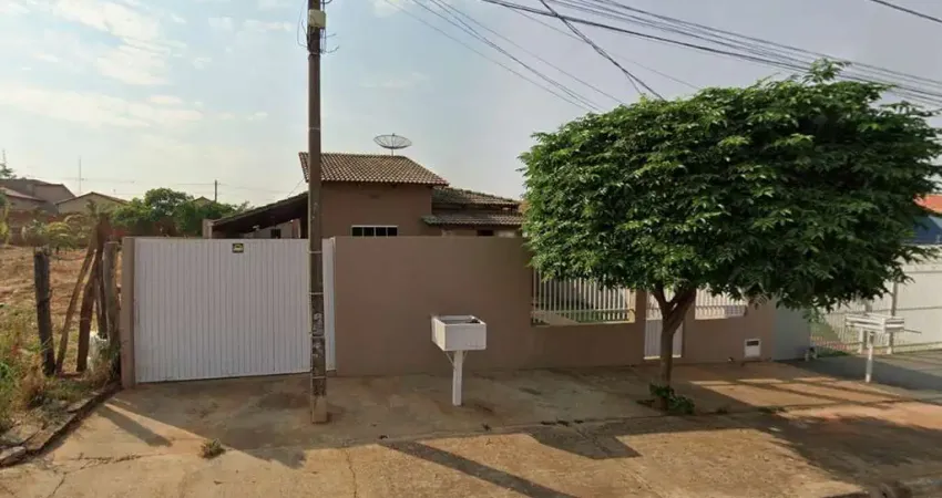 Casa à venda na Rua Israel Carrijo de Mendonça, (Lt. 07 da qd. 14), Setor Cruvinel, Mineiros