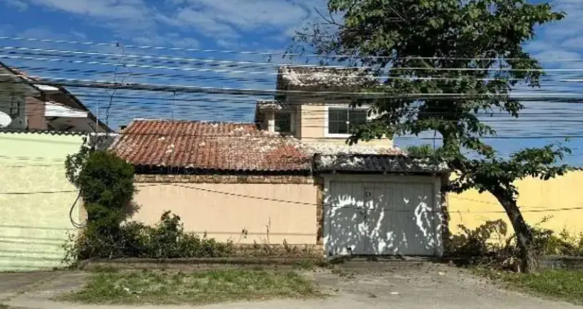 Casa à venda na Estrada da Cachamorra, 133. Casa 01, Campo Grande, Rio de Janeiro