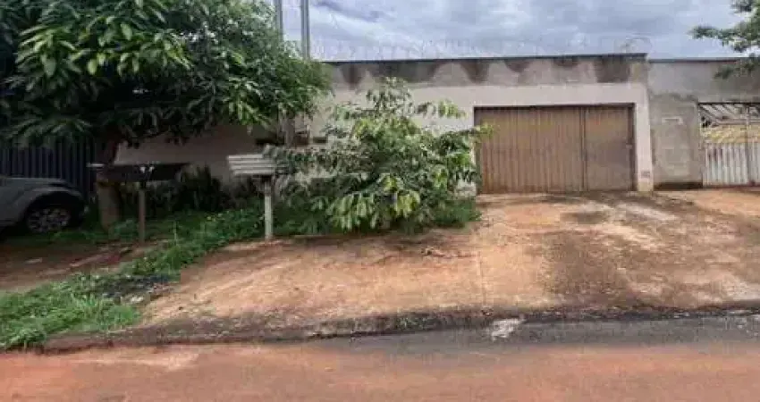 Casa à venda na Rua Claro Augusto de Godoy (Lt. 03 da qd. 08)., Cora Coralina, Goianira