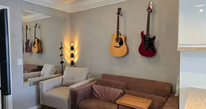 Ótimo apartamento mobiliado com 1 suíte e vaga de garagem no água verde