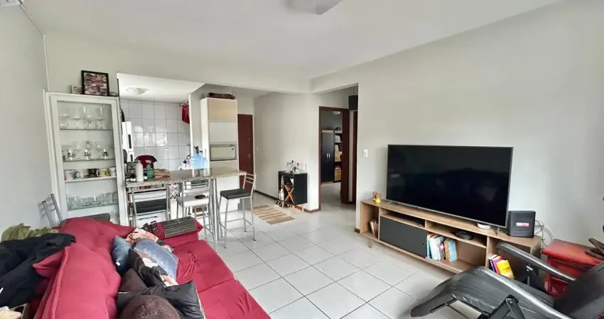 Apartamento 02 dormitórios térreo com 01 vaga á venda no bairro ipiranga - são josé - sc.