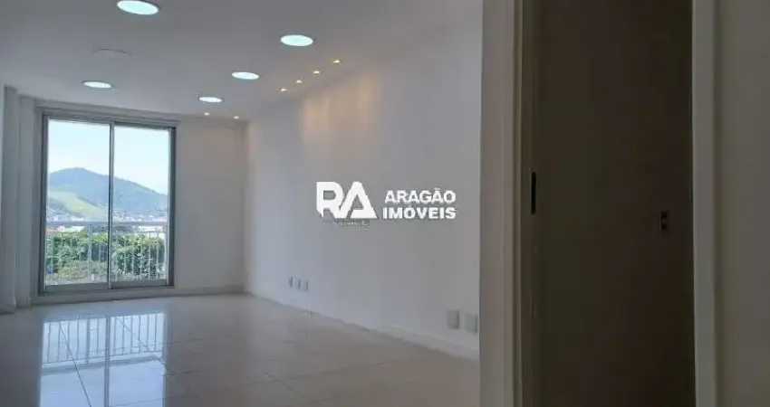 Sala comercial com 1 sala à venda na Taquara, Rio de Janeiro 