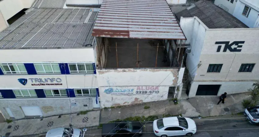 Barracão / Galpão / Depósito para alugar na Rua Fernando Lobo, 193, Centro, Juiz de Fora
