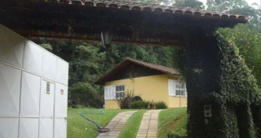 Casa com 4 quartos à venda na Rua Luiz Zuddio, 375, São Pedro, Juiz de Fora