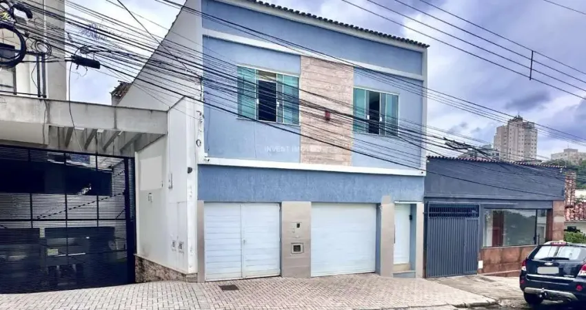Casa com 5 quartos à venda na Rua Barão de São Marcelino, 484, Passos, Juiz de Fora