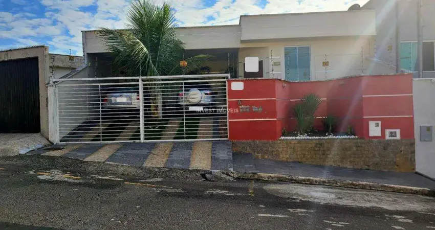 Casa com 3 quartos à venda na Rua Silvestre Cupertino Rodrigues, 5, Quintas das Avenidas, Juiz de Fora